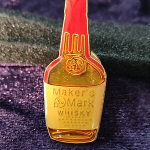 Maker's Mark Whisky Bottle Lapel/Tie/Scarf/Hat Pin